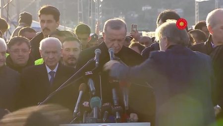 Erdoğan: Gaziantep’te 37 Bin 645 Kısımdan Oluşan 16 Bin 211 Bina Yıkık, Acil Yıkılacak ve Ağır Hasarlı