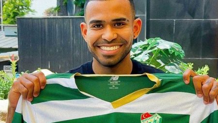 Bursaspor 4 yıl sonra birinci kere yabancı oyuncu transfer etti